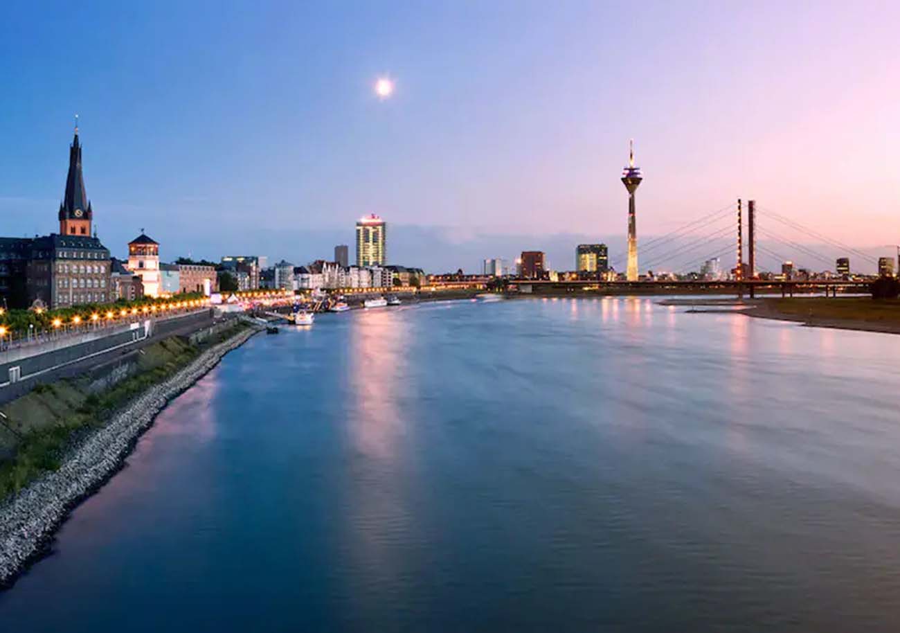 Descubriendo Düsseldorf a Pie: Consejos para los Amantes de las Caminatas