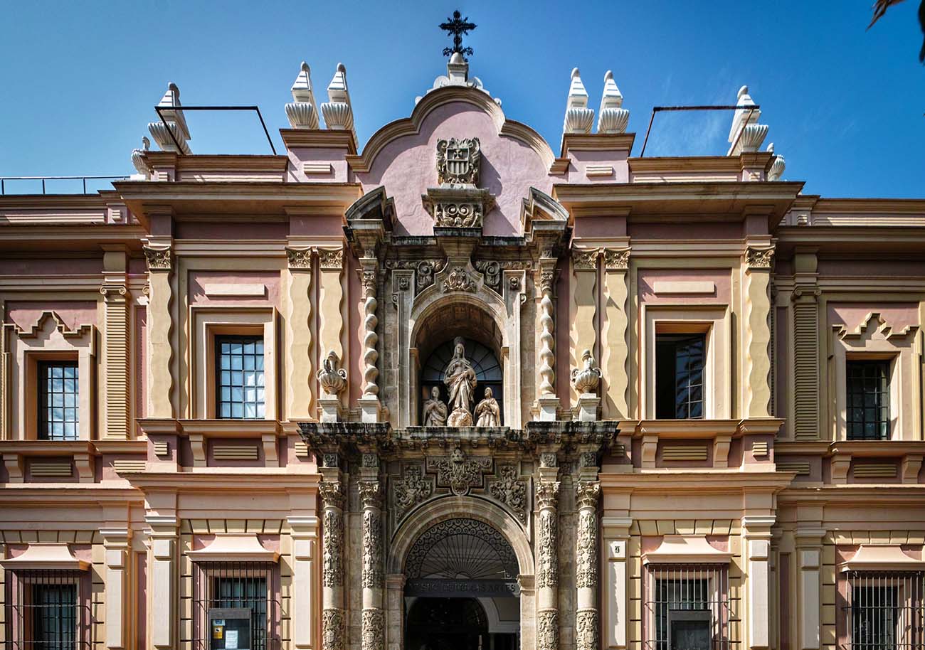 Visitas Imperdibles en Sevilla: Los Monumentos y Museos que No Puedes Perderte